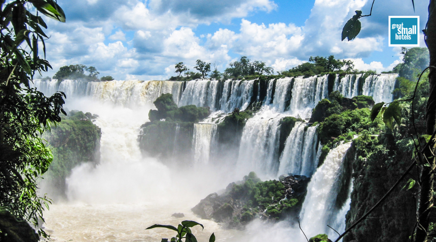 see the Iguazú Falls