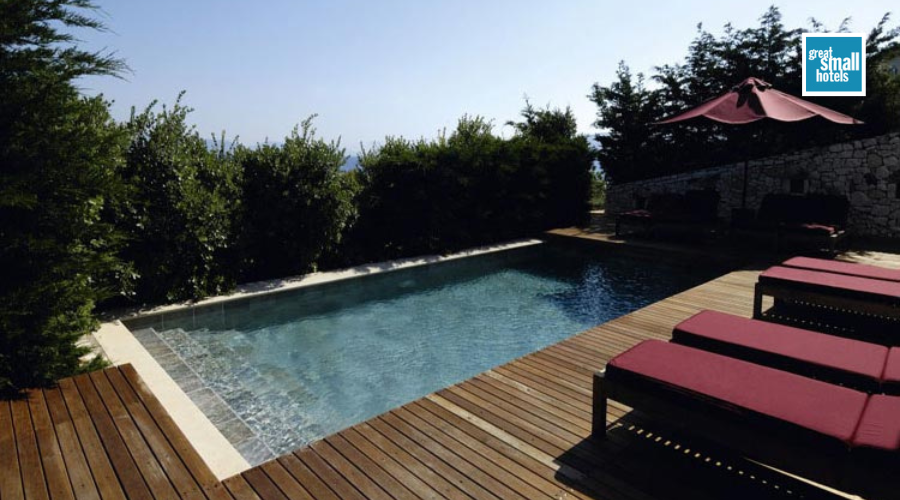 Emelisse Art Hotel