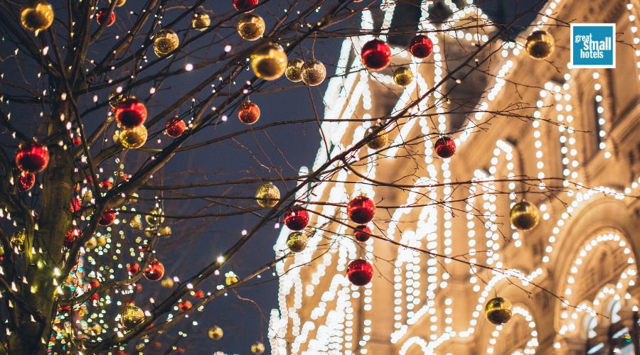 Christmas-lights-paris