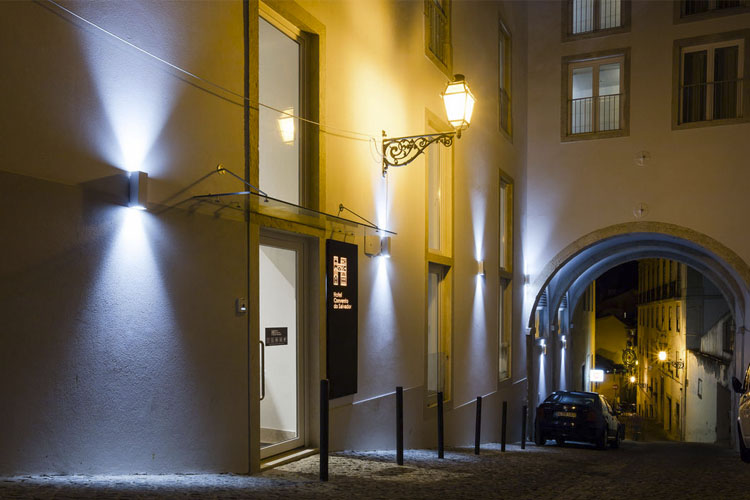 Facade - Hotel Convento do Salvador - Lisboa