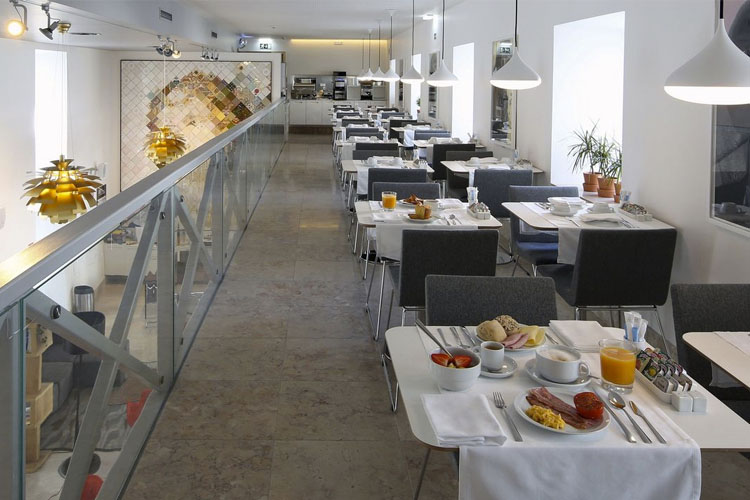 Dining Room - Hotel Convento do Salvador - Lisboa
