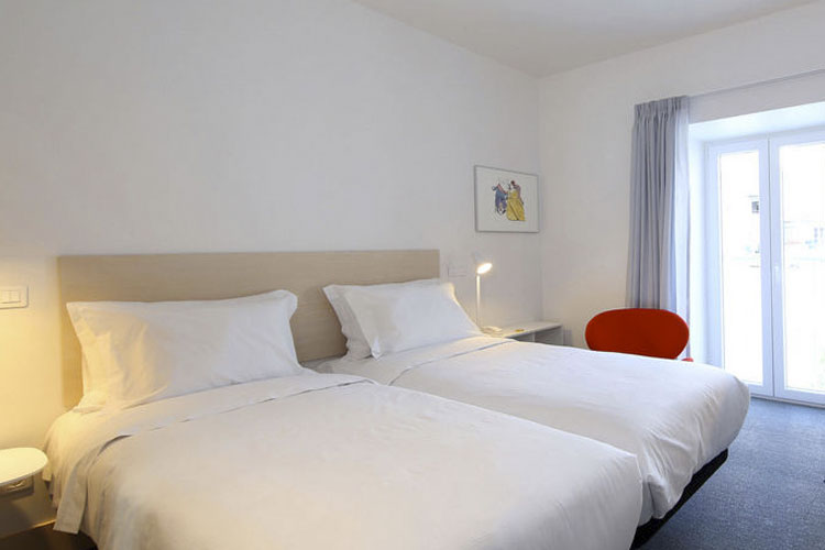 Superior Double Room - Hotel Convento do Salvador - Lisboa