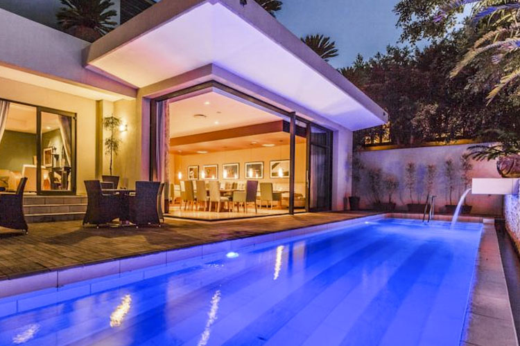 Pool - No 5 Boutique Art Hotel - Port Elizabeth