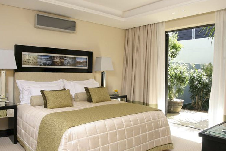 Double Room - No 5 Boutique Art Hotel - Port Elizabeth