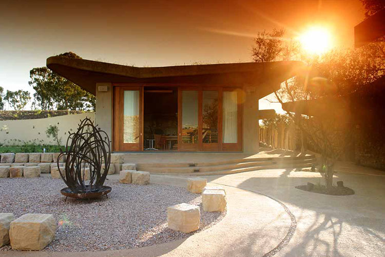 Facade - Forum Homini Hotel - Protea Ridge