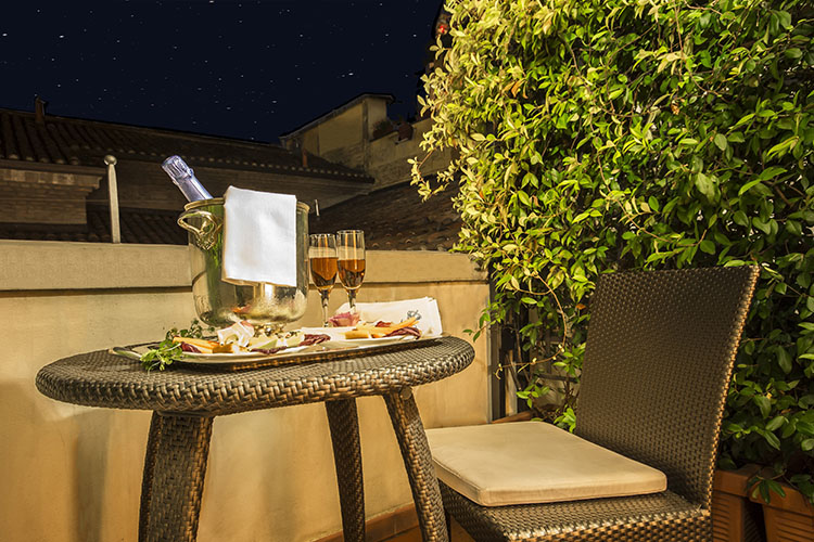 Terrace - Hotel Corona d'Oro - Bolonia