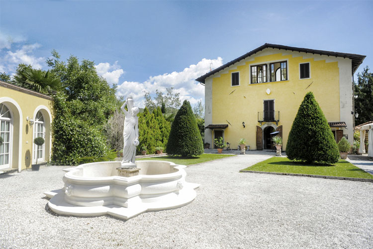 Villa Bertagni, a boutique hotel in Tuscany - Page