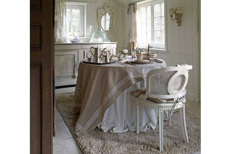 Dining Room - Loverlij Guest Rooms - Snellegem