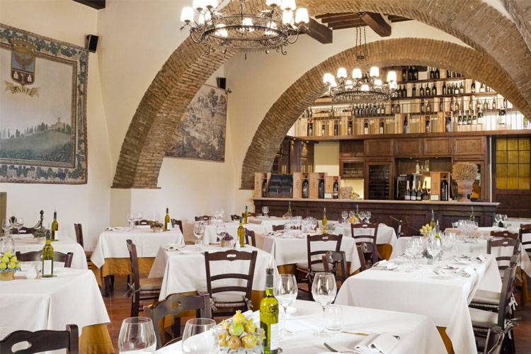 Dining Room - Castello Banfi - Montalcino 
