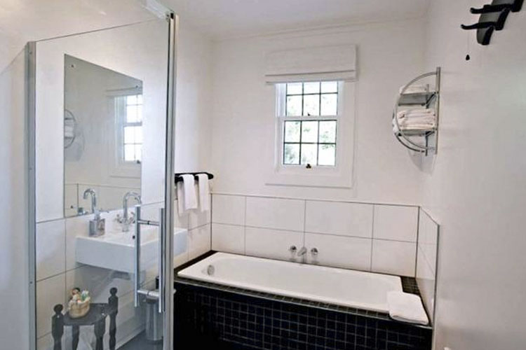 Pohutukawa Suite - The Old Oak Boutique Hotel - Mangonui