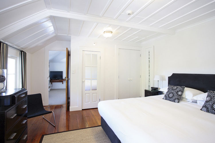 Ponga Suite - The Old Oak Boutique Hotel - Mangonui