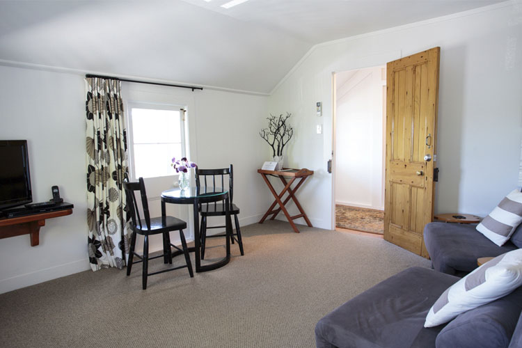 Ponga Suite - The Old Oak Boutique Hotel - Mangonui
