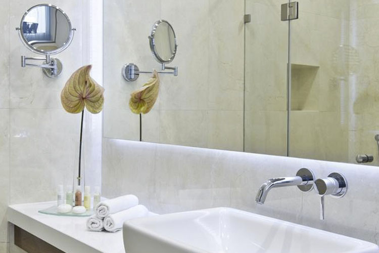 Bathroom - Adele Hotel - Pécs