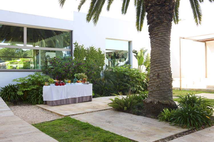 Courtyard - Hostal Spa Empúries - Costa Brava