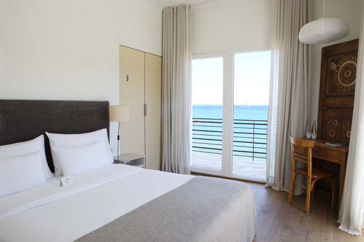 Corner Sea - Hostal Spa Empúries - Costa Brava