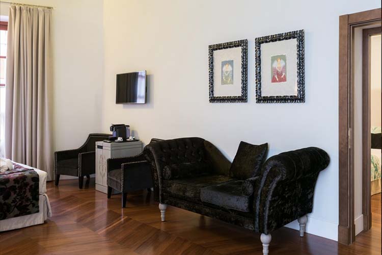 Bedroom Family Suite - Hotel Boutique Palacio Pinello - Sevilla