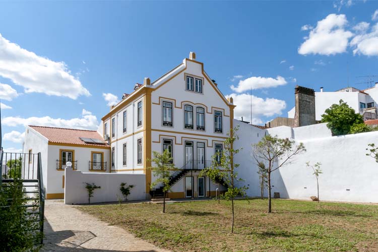 Facade - Palacete da Real Companhia do Cacau - Montemor-o-Novo