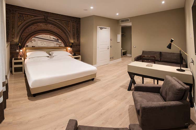 Suite Teatro San Carlo - Caruso Place Boutique - Nápoles