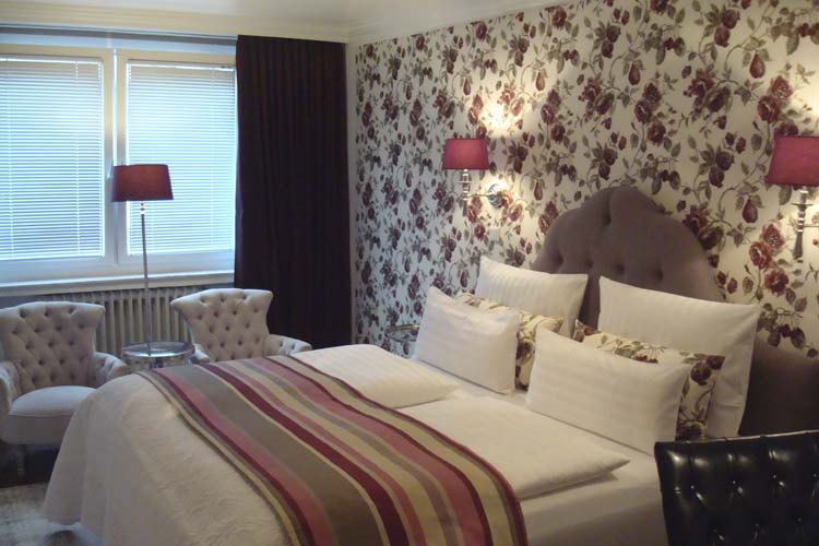 Superior Double Room - Hotel Sir & Lady Astor - Düsseldorf
