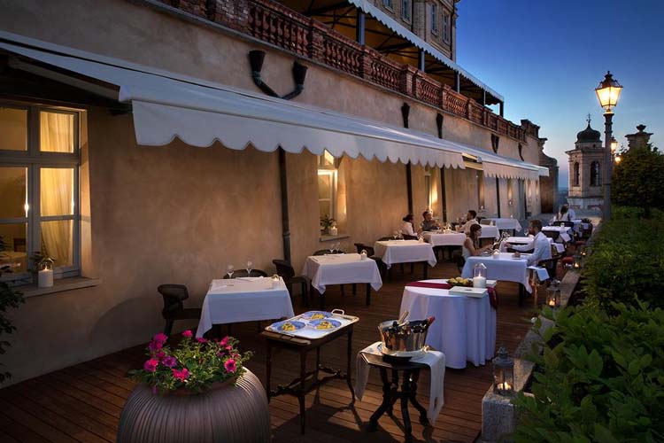 Terrace - Castello Di Guarene - Guarene
