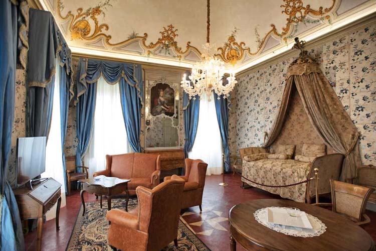 Castle Luxury Suite - Castello Di Guarene - Guarene