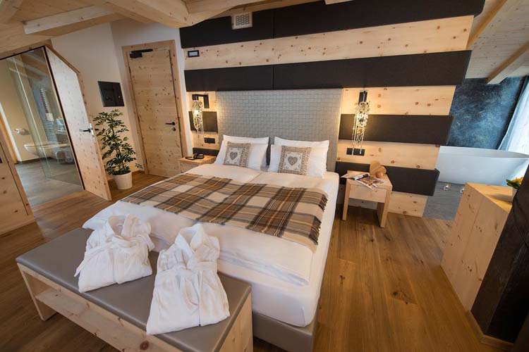 Suite Romantica - Hotel Roberta Alpine - Livigno 