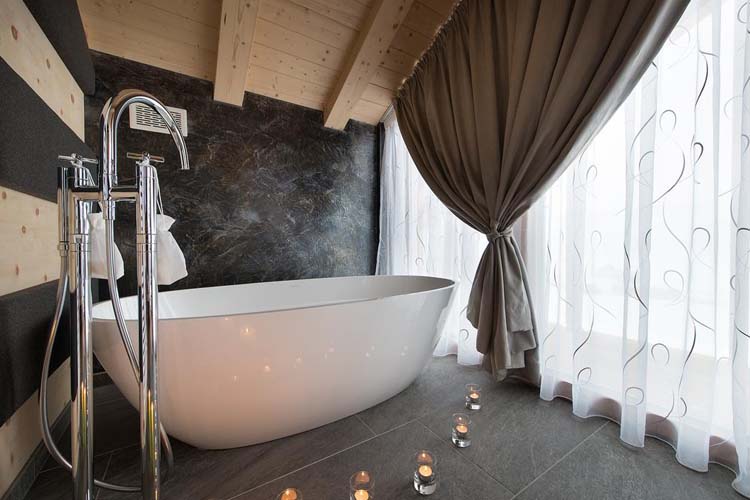 Suite Romantica - Hotel Roberta Alpine - Livigno 