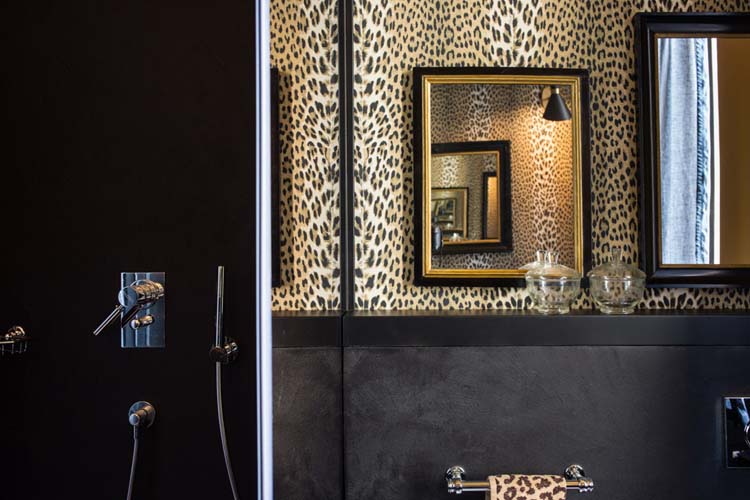 Suite Darwin - Velona's Jungle Luxury Suites - Florencia