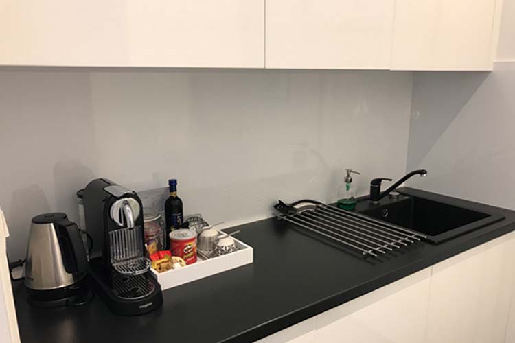Suite 4 - Antwerp Business Suites - Antwerp