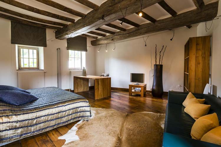 The Wooden Room - Indrani Lodge - Loupoigne