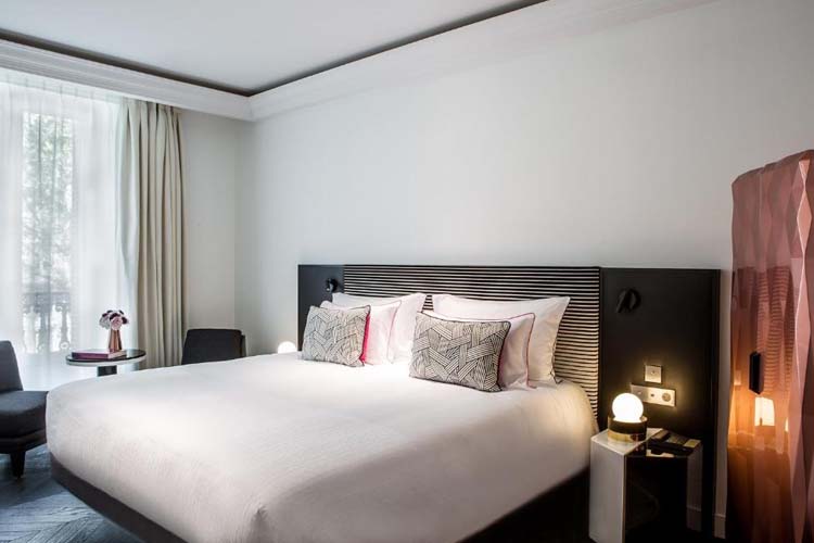 Classic Double Room - Fauchon l'Hotel Paris - Paris