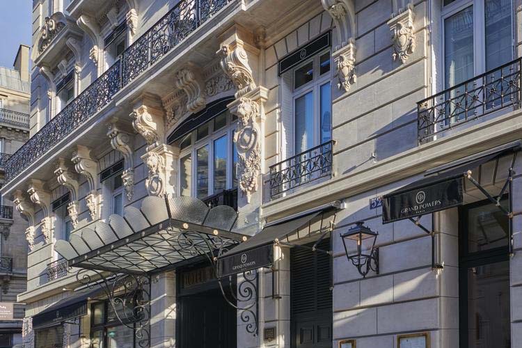 Facade - Grand Powers Hotel - Paris