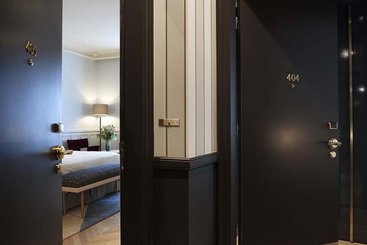 Corridor - Grand Powers Hotel - Paris