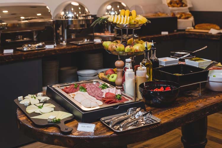 Breakfast - Boscovich Boutique Hotel - Podgorica