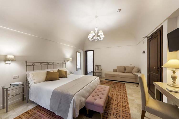 Standard Triple Room - Itria Palace - Ragusa