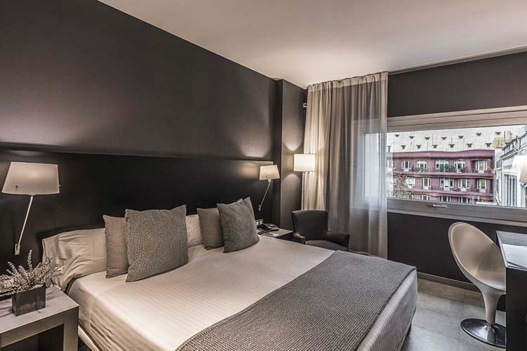 Standard Room - Hotel Actual - Barcelone