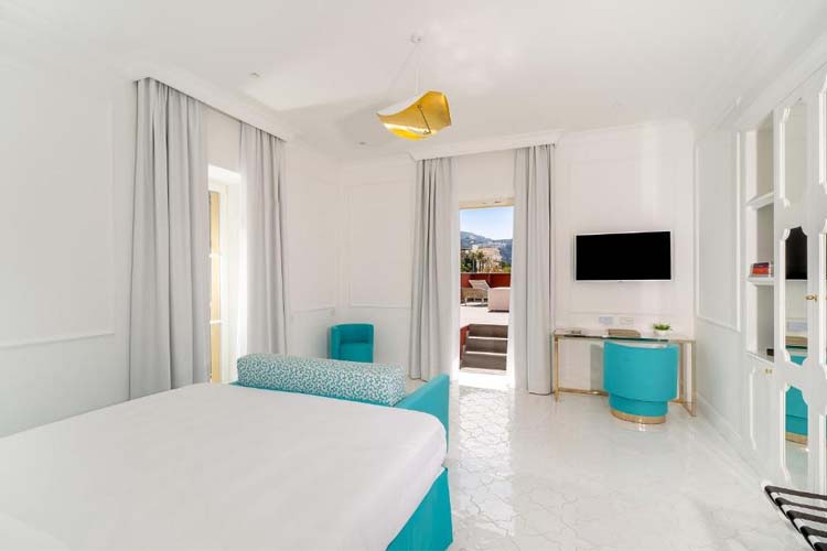 Deluxe Junior Suite Sea View and external spa bath - Hotel Lorelei Londres - Costa de Sorrento