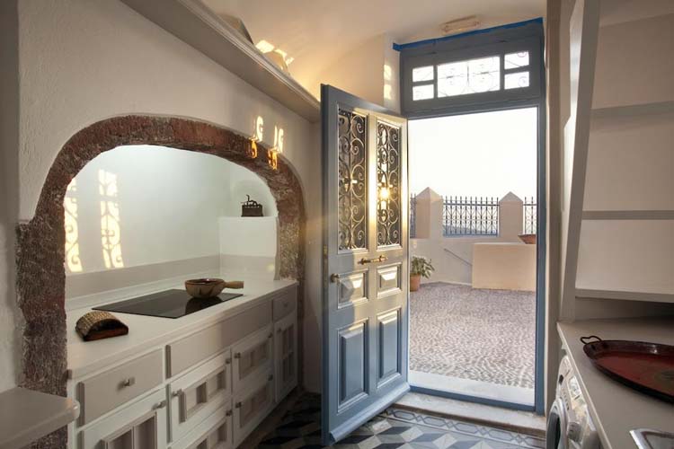 Kitchen - Oia Mansion - Oia