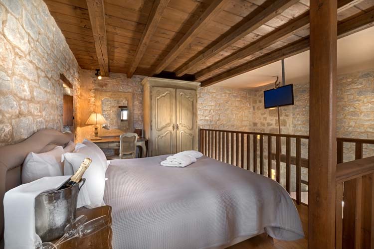 Loft Suite - Petra & Fos Boutique Hotel & Spa - Itylo