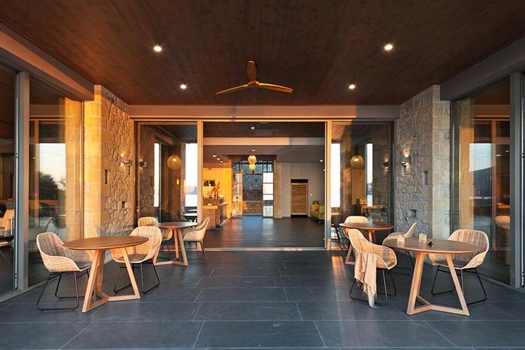 Terrace - Diapori Suites Hotel - Kardamyli