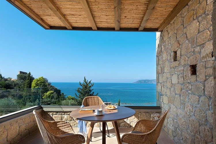Superior Suite - Diapori Suites Hotel - Kardamyli
