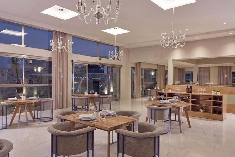 Dining Room - Golden Sun Resort & Spa - Kalamaki