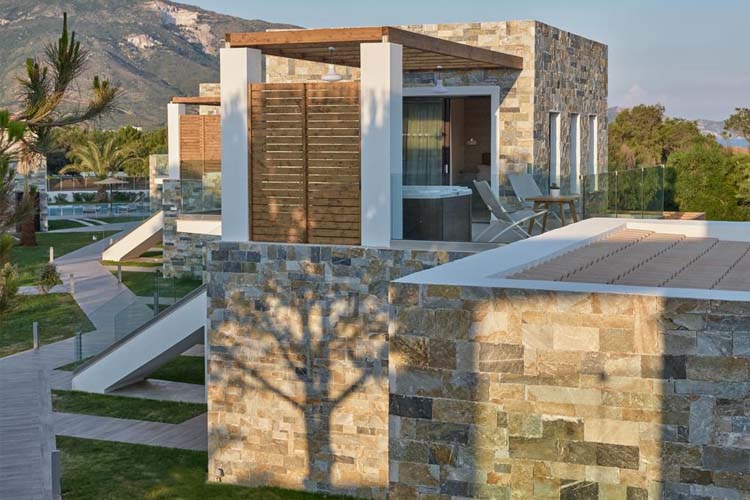 Private Jacuzzi Suite - Golden Sun Resort & Spa - Kalamaki