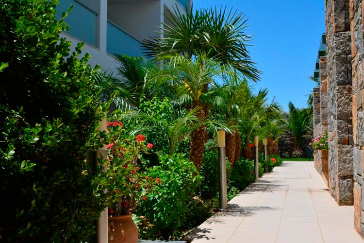 Corridor  - Angela Suites Boutique Hotel - Sissi