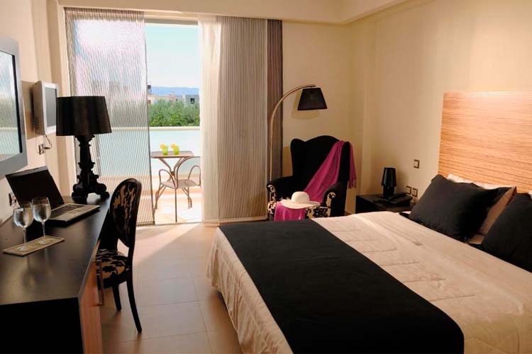 Junior Suite - Angela Suites Boutique Hotel - Sissi