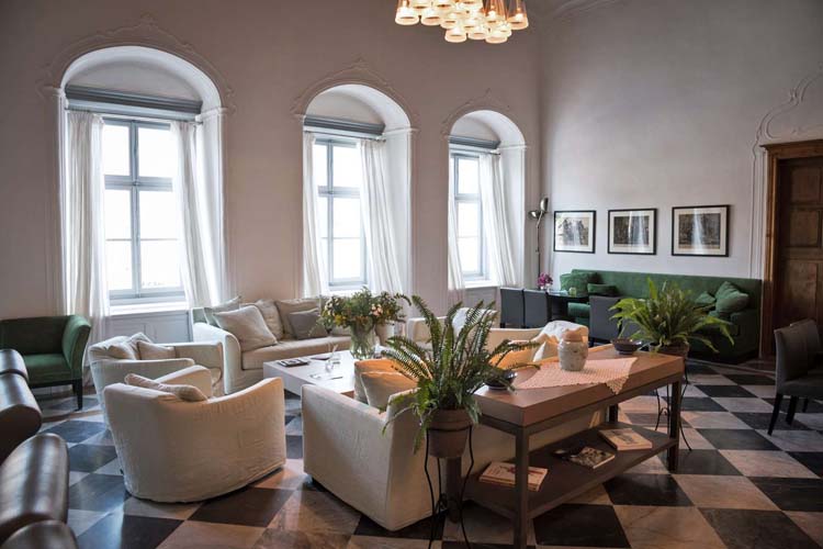 Living Room - Hydrea Exclusive - Hydra