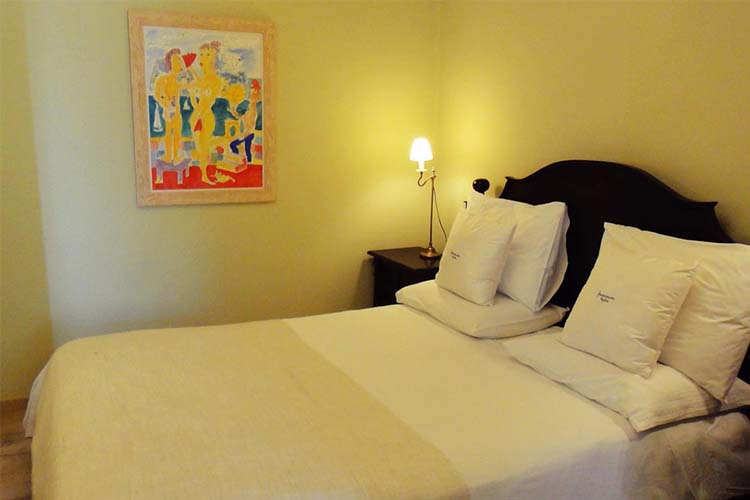 Suite with sea view - Autumn - Four Seasons Hydra Luxury Suites - Hydra