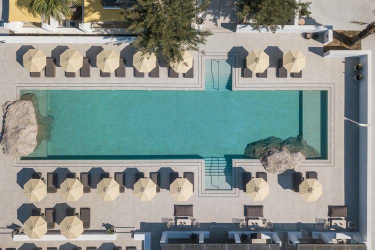 Pool - Parilio - Naoussa