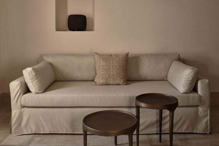 Halo Suite - Parilio - Naoussa