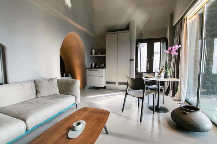 Deluxe Suite Sunset View with Outdoor Jetted Pool - Kivotos Santorini - GRECIA